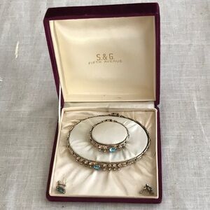 S&G Fifth Avenue Elegant Silver  Blue Jewelry Set in original box.🎈SALE.